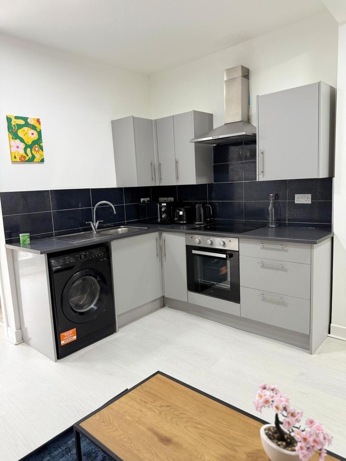 Excellent Location 2 Bedroom Flat Chorlton Apartamento Manchester